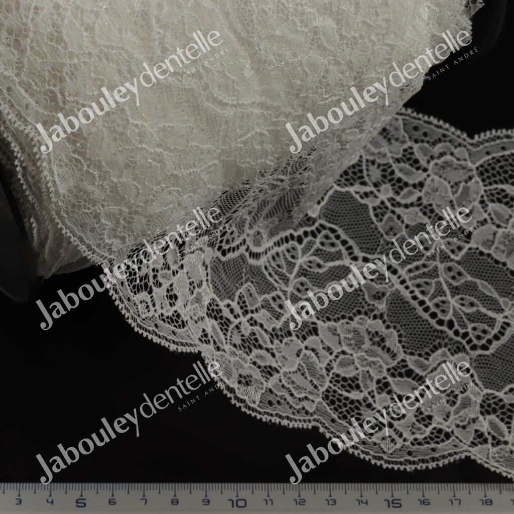 18693EPICOT-JU001-03